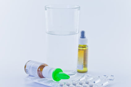 Что эффективнее при боли в горле: спрей, полоскание или таблетки и леденцы для рассасывания?